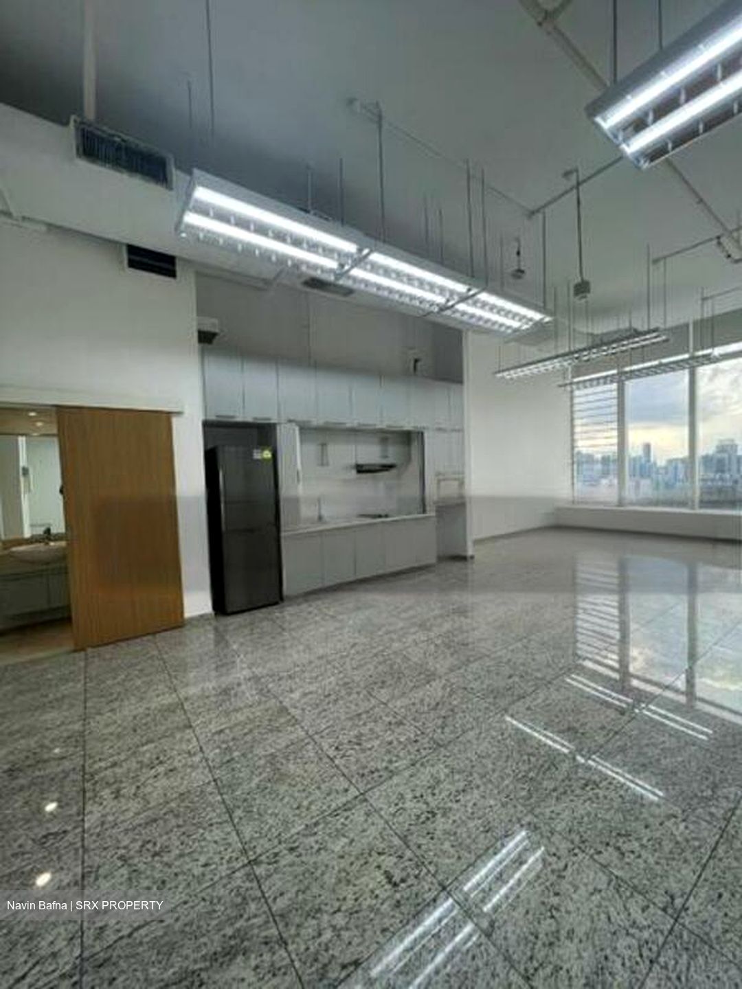 Clarke Quay MRT (D1), Office #451200551